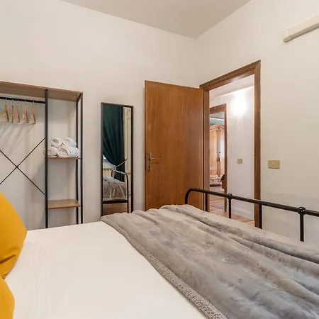 L'affresco Dei Macci דירה